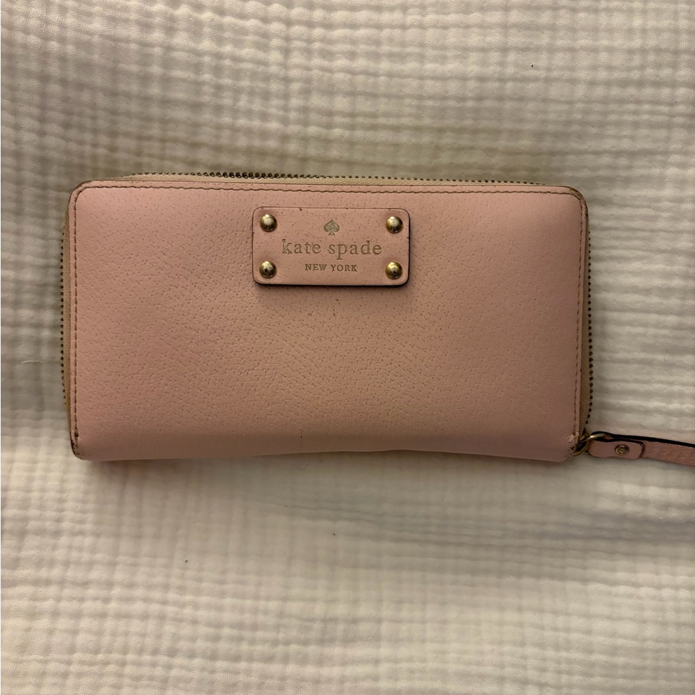 Kate Spade Blush Pink Zip Wallet